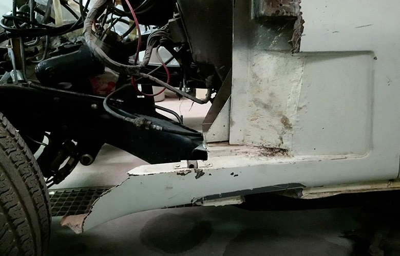 Corvette Stingray : pendant restauration