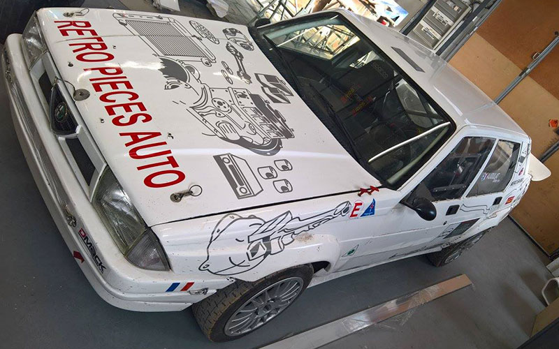 Voiture de compétition